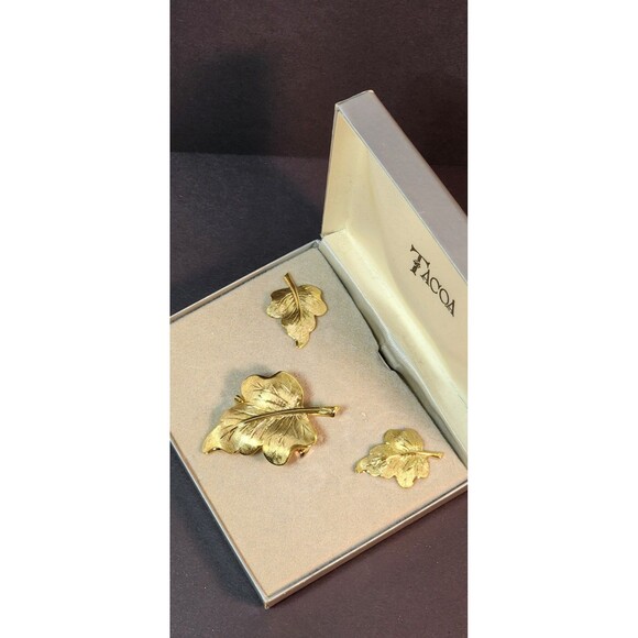 Vintage Tacoa Leaf Earrings And Brooch Set Gold Tone In Original Box Beautiful - Picture 4 of 13